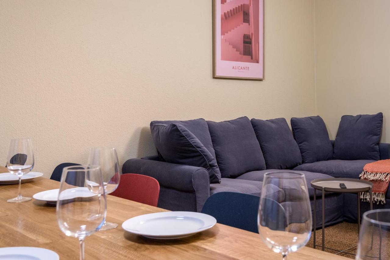 Super Zentral Super Schoener Altbau In Moabit Rostockerstrasse Im Herzen Von Berlin Fuer Bis Zu 6 Personen Exterior photo